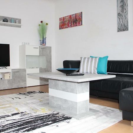 Holiday House Huszar พาร์นดอร์ฟ ภายนอก รูปภาพ