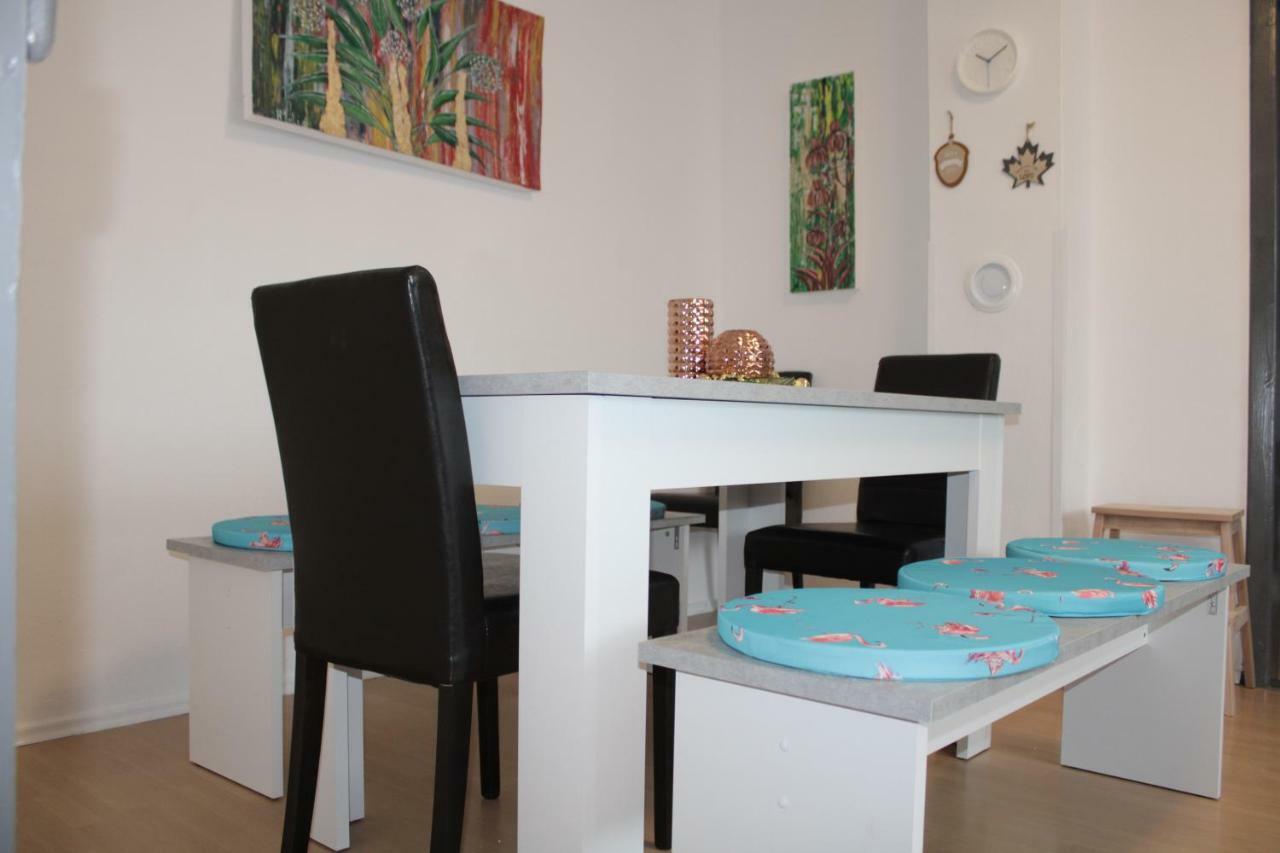Holiday House Huszar พาร์นดอร์ฟ ภายนอก รูปภาพ