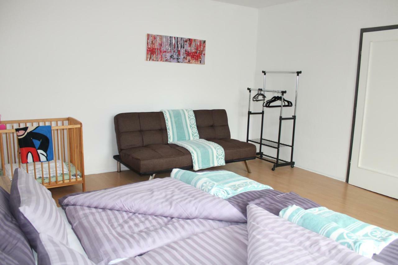 Holiday House Huszar พาร์นดอร์ฟ ภายนอก รูปภาพ